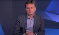 Sırp Bakan canlı yayın sırasında beyin kanaması geçirdi
