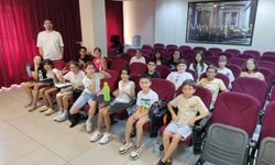 Çiğli Belediyesi Gençlik Tiyatrosu, yeni sezonun startını verdi