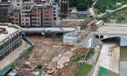 Çin'de şiddetli sel felaketi: 10 ölü, 33 kayıp