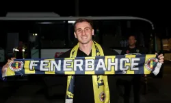 “Çok istedim” dedi, geldi! Kerem Aktürkoğlu’ndan taraftara şampiyonluk sözü