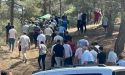 Düğün yolunda feci kaza: Anne ve kızı yan yana defnedildi