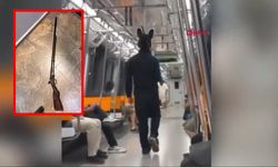 15 yaşındaki çocuk tavşan kostümü giydi eline aldığı tüfekle metroda gezdi!
