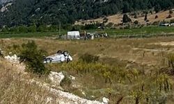 Feci kaza: Otomobil şarampole yuvarlandı, 5 Kişi Yaralandı