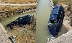 Hafif ticari araç su kanalına devrildi: 1 ölü, 2 yaralı