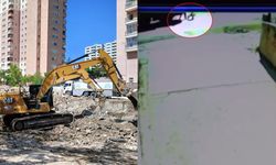 Hafriyat kamyonunun altında kalan 2 kişi hayatını kaybetti