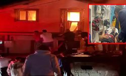 Çıkan yangında 4 ev ve 1 iş yeri yandı; itfaiye eri yaralandı, 6 kişi dumandan etkilendi