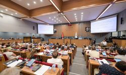 İzmir'de çöp konusu gündemde: Atık yönetimi için konsey kurulacak