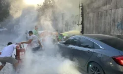 İzmir’de otoparkta alev paniği: Araçlar yandı