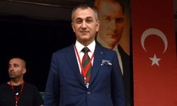 Karşıyaka'da Azat Yeşil'in güveni tam