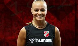 Karşıyaka voleybolda Alara'yı aldı