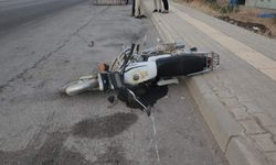 Kazada yaralanan motosiklet sürücüsü yaşamını yitirdi