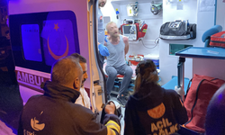 Ailesiyle kavga eden adam kendisini odaya kitledi, özel haraket gelip çıkardı