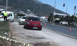 Kıskançlık krizi kanlı bitti: Önce kadını vurdu, sonra kendini!
