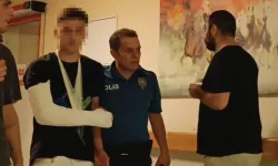 Kız arkadaşına laf atan şahısla kavga etti, bıçaklandı