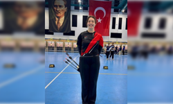 Milli okçu Defne Çakmak kimdir?