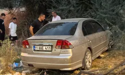 Minibüs ile otomobilin çarpıştığı kazada yaya yaralandı, hastaneye kaldırıldı