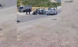 Kamyon ile çarpışan otomobilin sürücü hayatını kaybetti, 2 kişi yaralandı