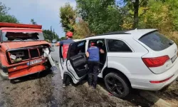 Kamyonet ile cipin çarpıştığı kazada 4'ü çocuk 5 kişi yaralandı