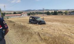 Park halindeki silindire çarpan araçta bir kişi hayatını kaybetti