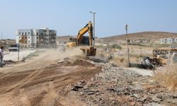 Seferihisar'da hummalı çalışma: TOKİ Yolu'nda ulaşım rahatlayacak