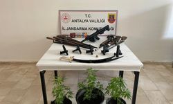 Şok baskın: Çok sayıda ruhsatsız silah ve kenevir ele geçirildi!
