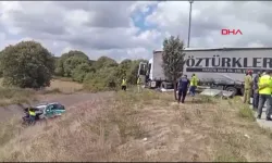 TIR'ın çarptığı jandarma aracı su kanalına düştü