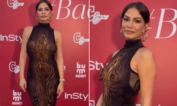 Demet Özdemir'in transpran tül elbisesi geceye damga vurdu