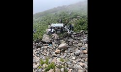 Turistleri taşıyan aracın kaza yapmasıyla 2 kişi hayatını kaybetti