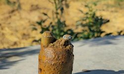 Zeytin bahçesindeki tarihi tehlike! Kurtuluş Savaşı’ndan kalma top mermisi bulundu!