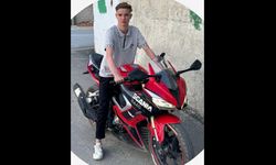 Traktörle çarpışan 17 yaşındaki motosiklet sürücüsü hayatını kaybetti