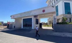18 yaşındaki genç kız evinde tüfekle vurulmuş halde bulundu