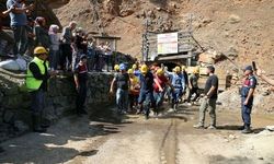 27 saatlik mücadele: Madenciler göçük altın çıkarıldı
