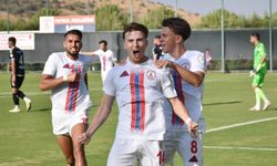 Altınordu santrforsuz gol arıyor