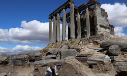 Aizanoi’de Zeus Tapınağı gün yüzüne çıkıyor