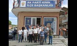 AK Partili Kırkpınar’dan Özel’e yanıt:' Siz önce İzmir’in çöplerini temizleyin'