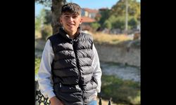 Babası tarafından bıçaklanan 16 yaşındaki çocuk hayatını kaybetti