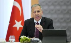 Bakan Yerlikaya: Yabancıların Türk vatandaşı olmasını sağlayan suç örgütü çökertildi