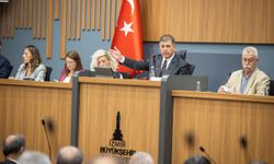 Başkan Tugay'dan siyasilere çağrı: "Biraz anlayış ve destek olmanızı bekliyorum"