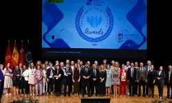 BBOM İzmir, Avrupa’dan eğitimde kooperatifçilik ödülüyle döndü