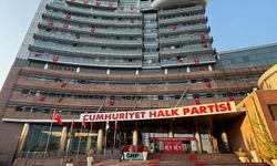 CHP'den ihraç edilen Savaş Aras kimdir?