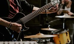 Dini değerlere hakaret ettiği iddia edilen rock grubu üyeleri tutuklandı