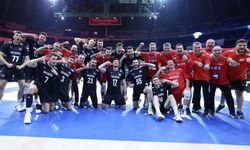 Filenin Efeleri tarih yazıyor: Çeyrek finaldeyiz!