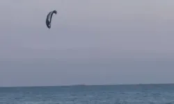 Gökyüzünde tehlike: Paraşütçüler büyük şok yaşadı!