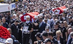 İzmir, şehitlerini sonsuzluğa uğurladı