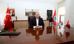 Menderes'te öğrencilere kırtasiye ve harçlık desteği başlıyor