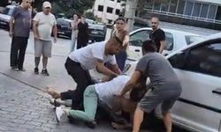 Bıçaklar, sopalar ve yumruklar: Sokaktaki korku dolu anlar kamerada, 3 yaralı!