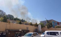 İzmir Gaziemir’de okul ve hastane arasında korkutan yangın