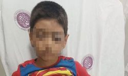 Parkta skandal: Çocuğa müdahale eden polis görevden uzaklaştırıldı!