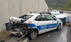 Peş peşe kazalar: Virajı alamayan araç faciayı tetikledi, 8 yaralı!