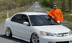 Refüje çarpan araçta 1 kişi hayatını kaybetti
